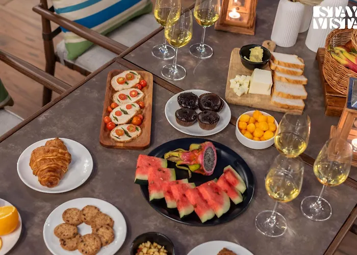 Stayvista At Pineview @ Albert Estate